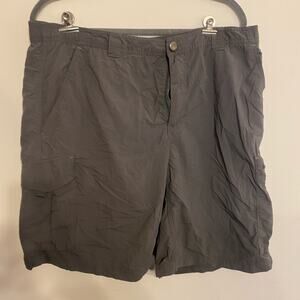 🔥 Columbia Silver Ridge Cargo Shorts – Your Adventure-Ready Essential! 🏕️